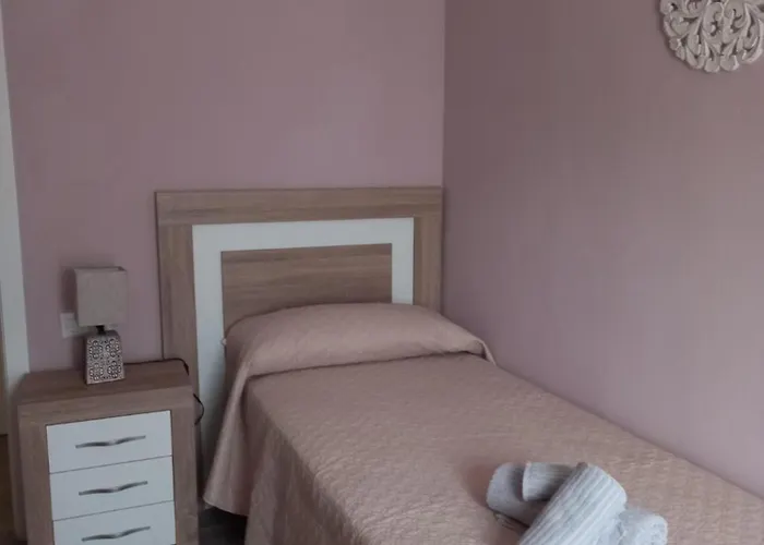 Alpstuga Vivienda Rural Casa Del Medico Castejon de Valdejasa